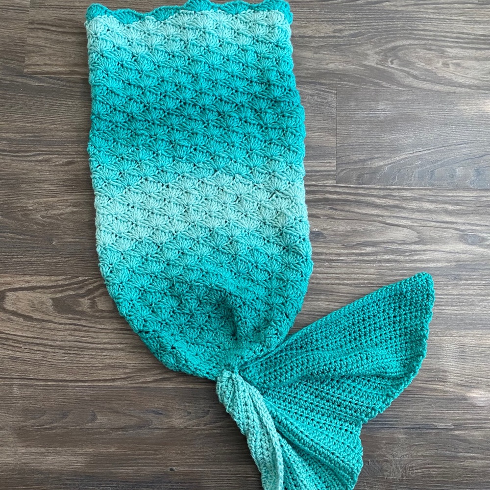 Knit Mermaid Tail